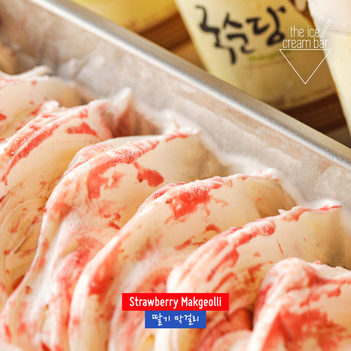 Strawberry Makgeolli (473ml)
