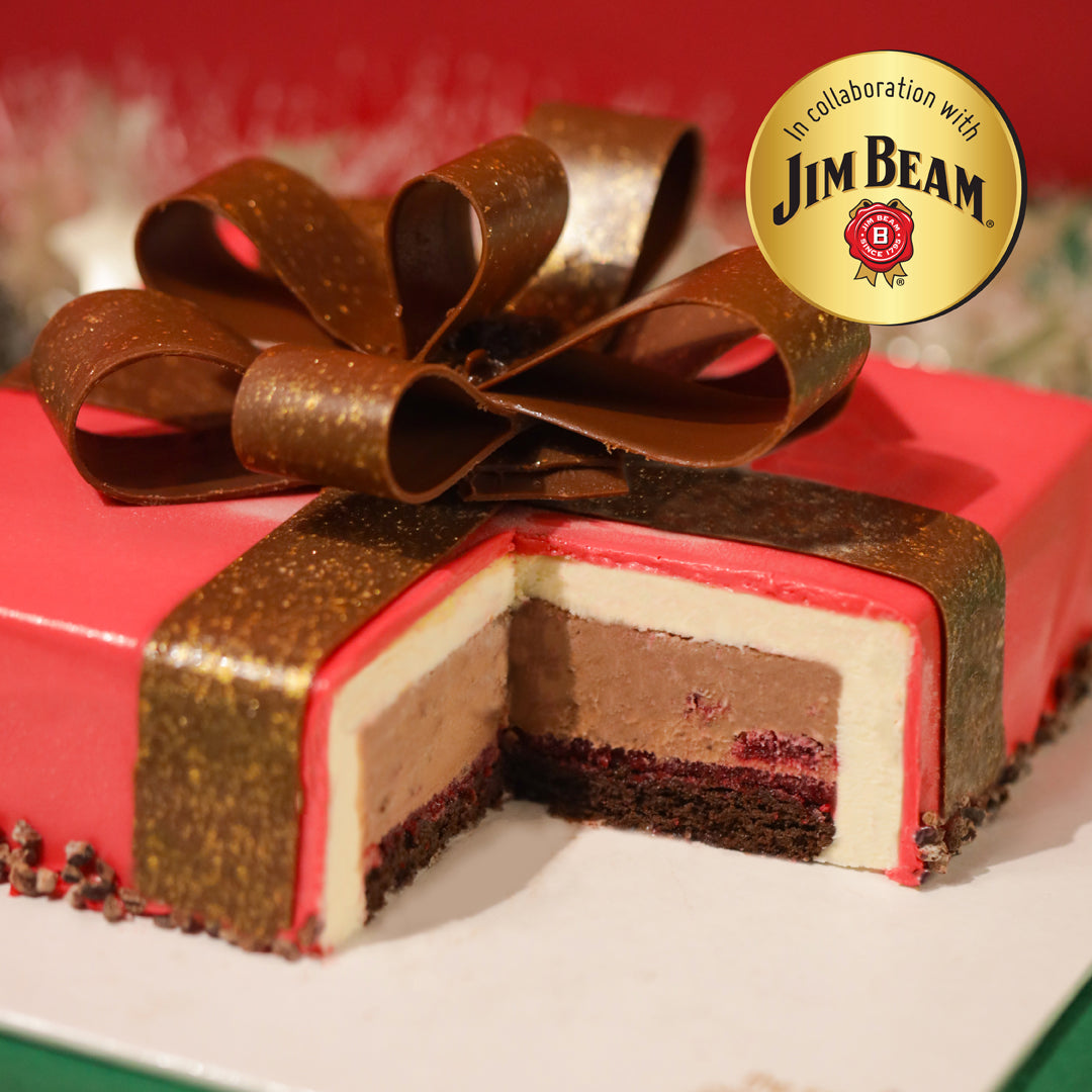 Jolly Gift Cake