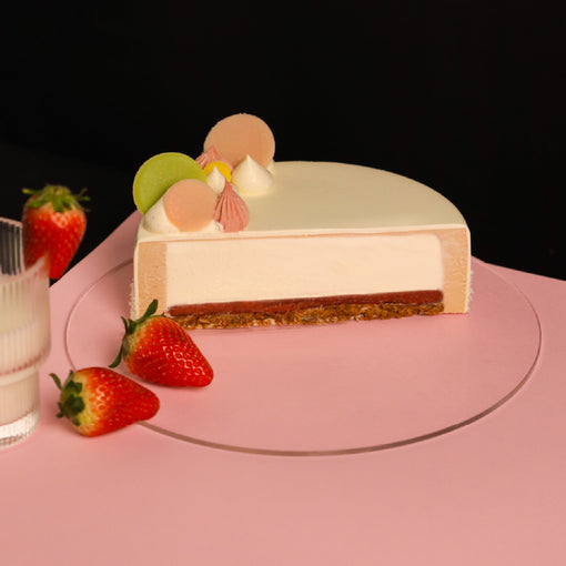 Strawberry Makgeolli Cake